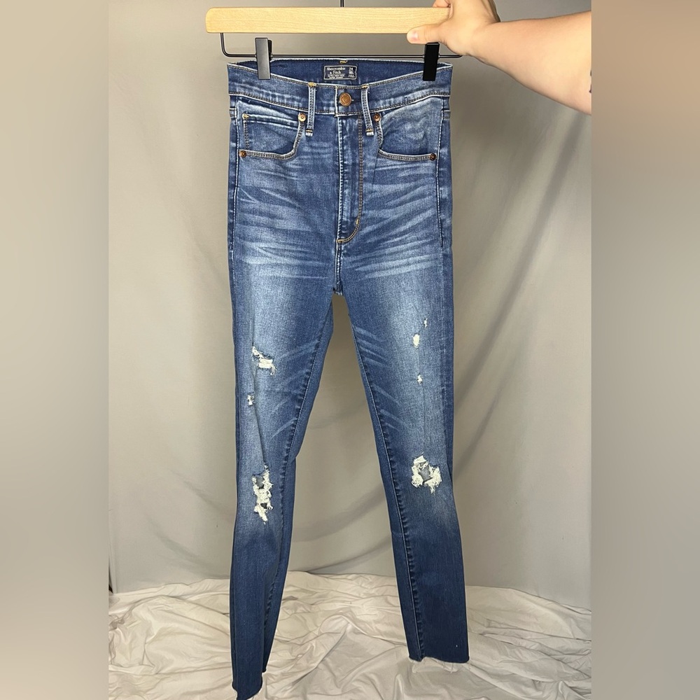 Abercrombie Ultra High Rise Super Skinny Jeans